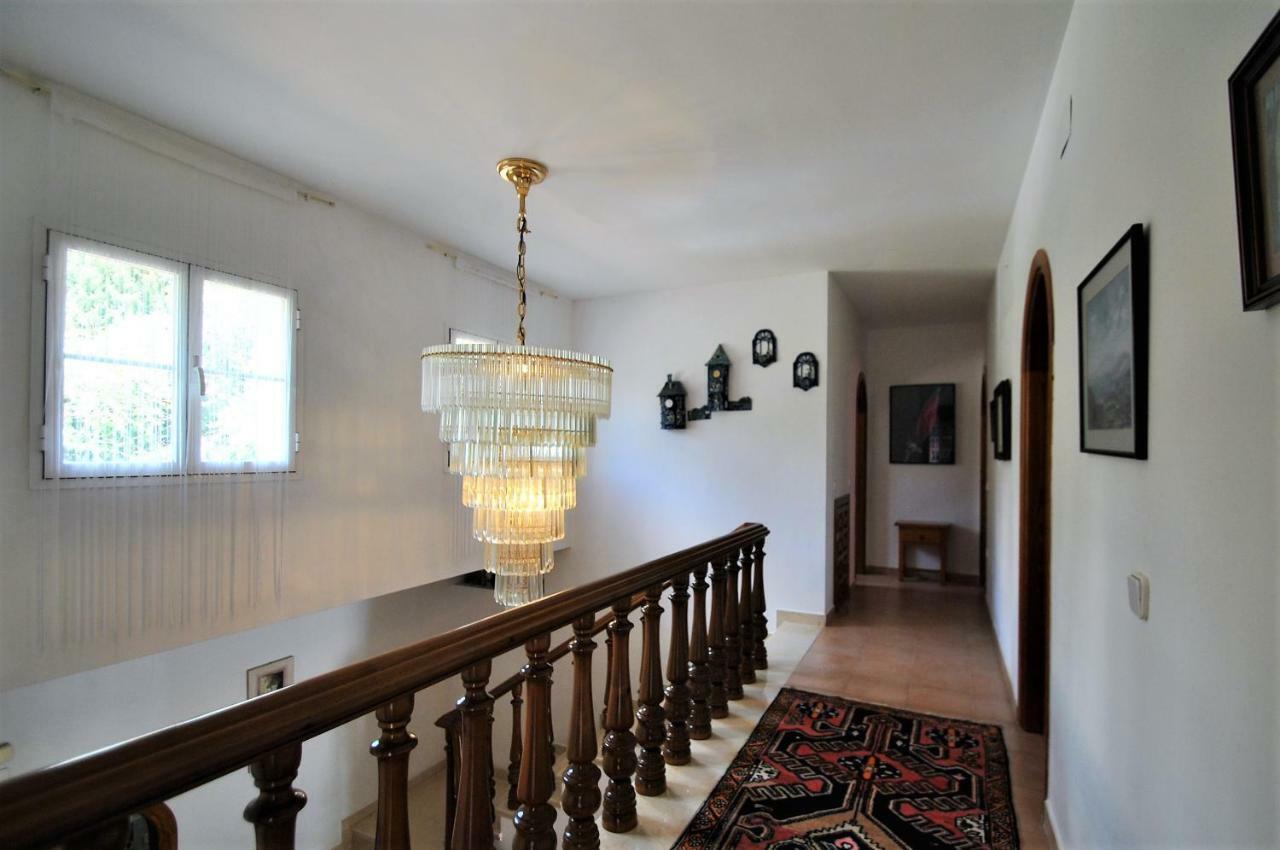 Holiday Villa In 10 Min From Fuengirola Beach With Sea Views Pool Bbq Parking Wifi Aircon Big Garden Mijas Exteriör bild
