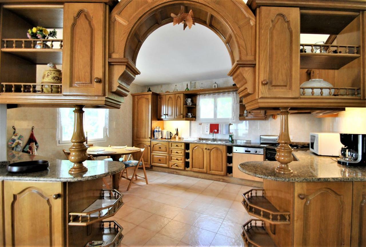 Holiday Villa In 10 Min From Fuengirola Beach With Sea Views Pool Bbq Parking Wifi Aircon Big Garden Mijas Exteriör bild