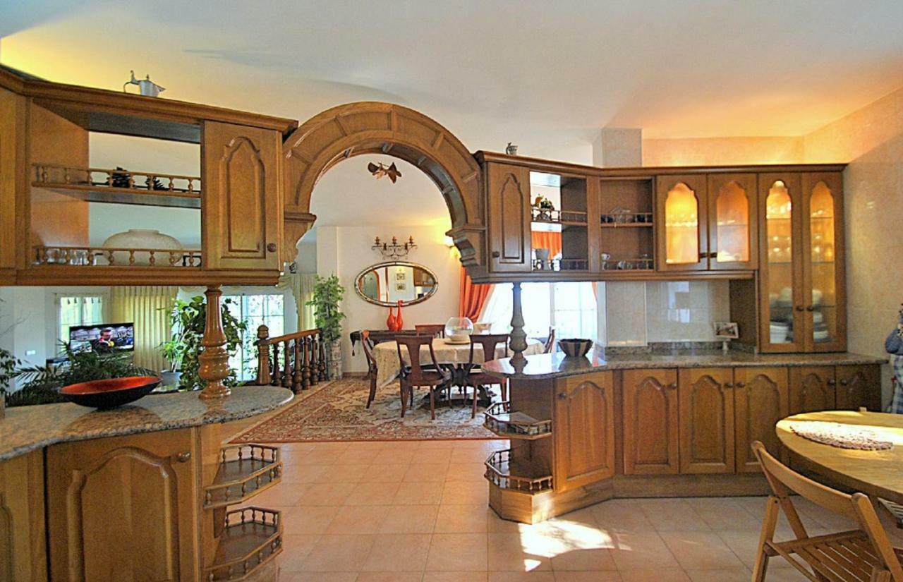 Holiday Villa In 10 Min From Fuengirola Beach With Sea Views Pool Bbq Parking Wifi Aircon Big Garden Mijas Exteriör bild